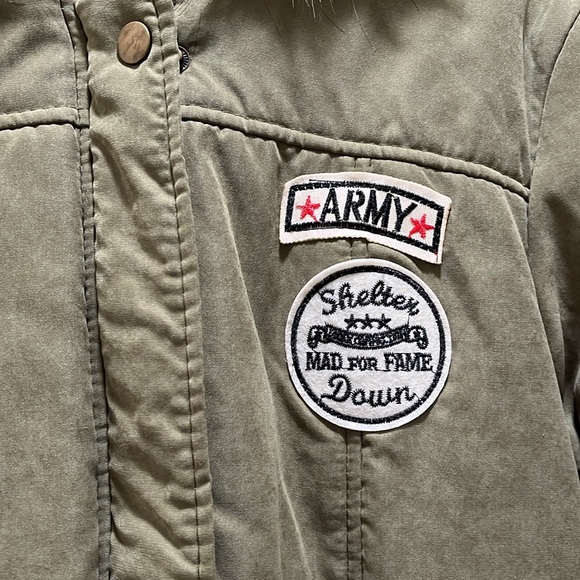 Women’s Army Coat - Picture 2 of 10